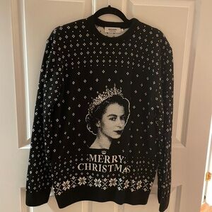 Queen Elizabeth “ugly Christmas sweater”
